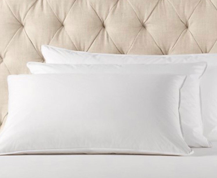 Nuevo* Almohadas de hotel 90 % pluma de ganso húngaro y 10 % plumón extra rellenas {1,2,4}