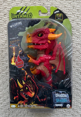 NEW! Fingerlings Untamed Dragon WILDFIRE Red Interactive Toy by WowWee Sealed
