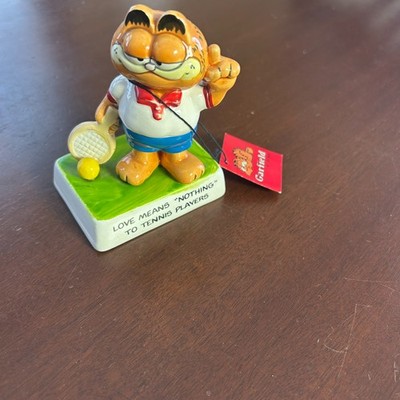 Vtg Enesco Garfield Love Means Nothing to Tennis Players Ceramic Figure 4.5'' Tag