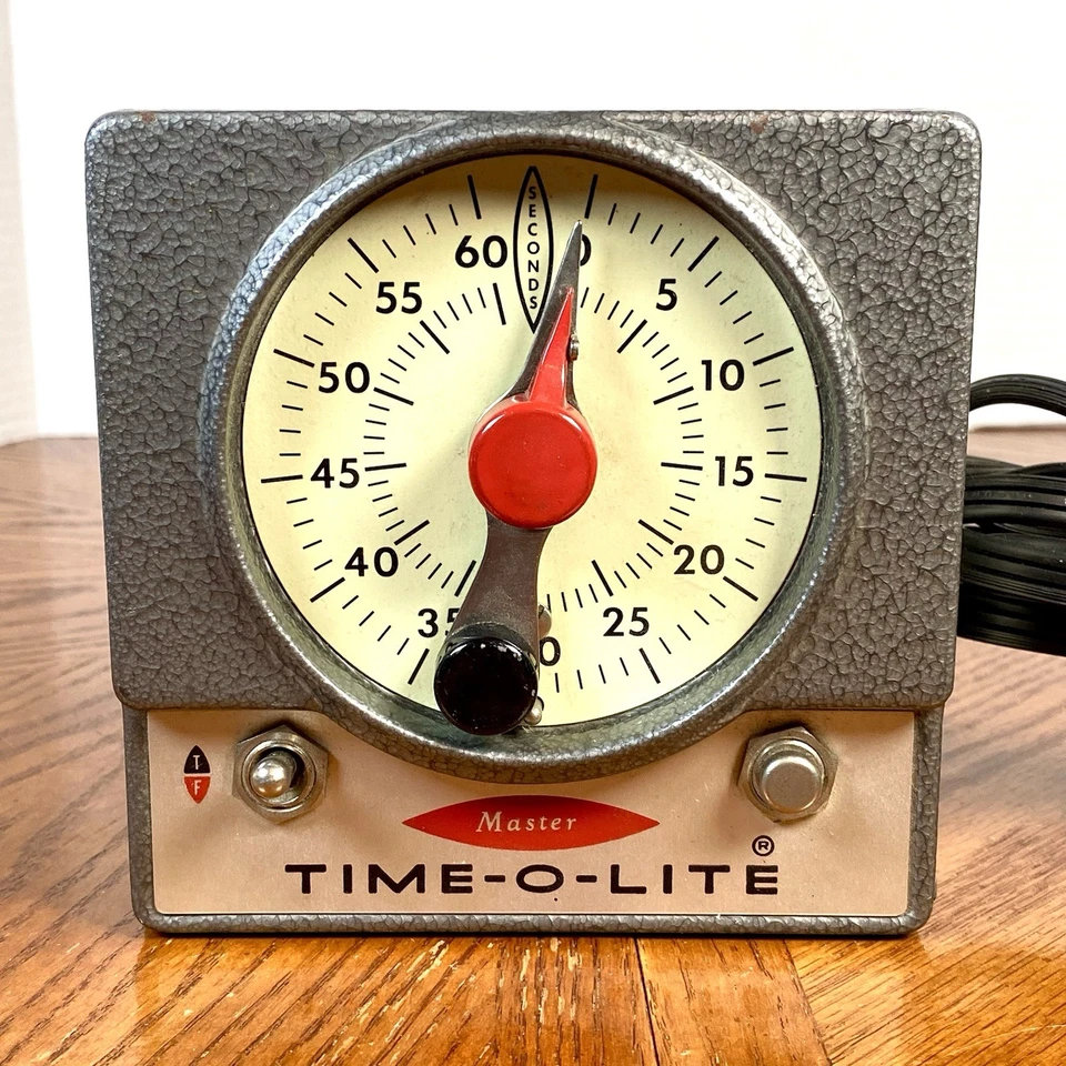 Vintage Master ~ Time-O-Lite Modelo M-72 Relógio Temporizador Darkroom ~ Testado e Funcionando - Imagem 2 de 4