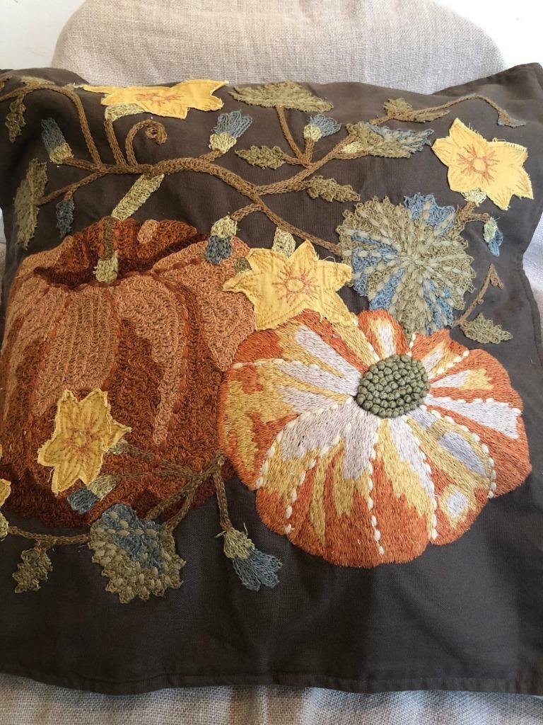 Home Decor Home Decor Pillows Nwot Pottery Barn Sunflower