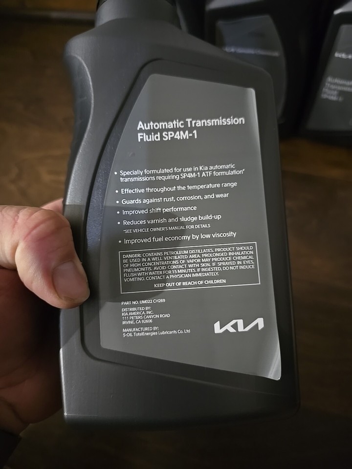 6 QUARTS NEW OEM KIA AUTOMATIC TRANSMISSION FLUID SP4M1 (UM022