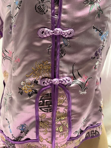 Set top e fondo broccato cinese tradizionale orientale viola floreale - Foto 4 di 13