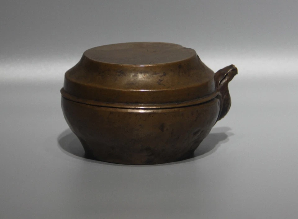 Tetera antigua budista tibetana tibetana del siglo XIX real bonita de cobre rojo Foto 2 de 4