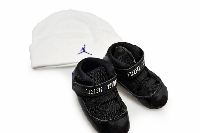 jordan 11 retro gift pack baby