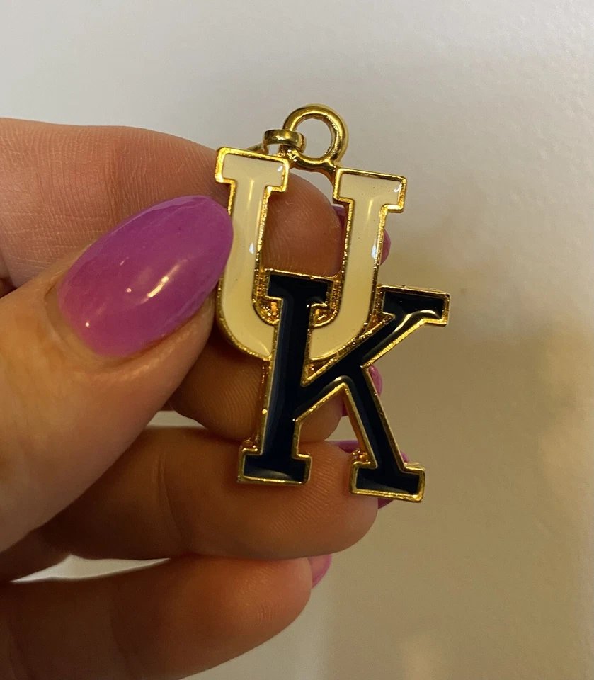 Berloque pingente para colar azul/branco/dourado University of Kentucky Wildcats Reino Unido - Imagem 3 de 3