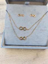 Infinity BRANDNEU 9 KT ECHTGOLD SET