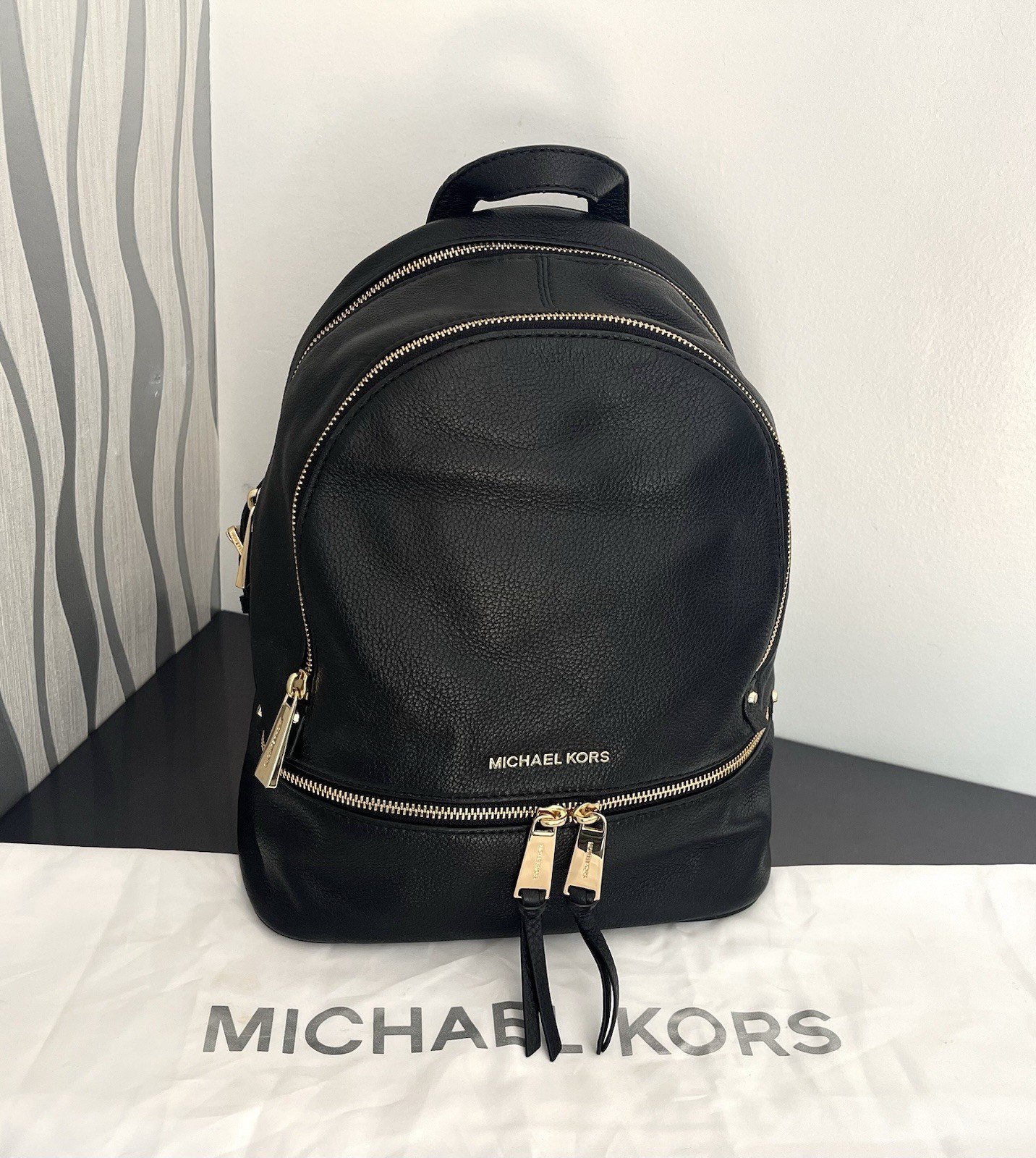 NEW Michael Kors Rhea Zip 30S5GEZB1L Leather Backpack - Black (authentic) image 9