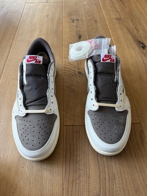 Size US 10.5 - Jordan 1 Low OG SP x Travis Scott Reverse Mocha