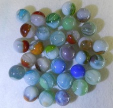 20941m Vintage Group of 30 Vitro Agate Marbles .59 to .69 Inches