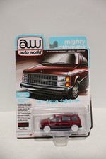 Auto World Mighty Minivans 1985 Dodge Caravan CHASE red Release 2 Version B