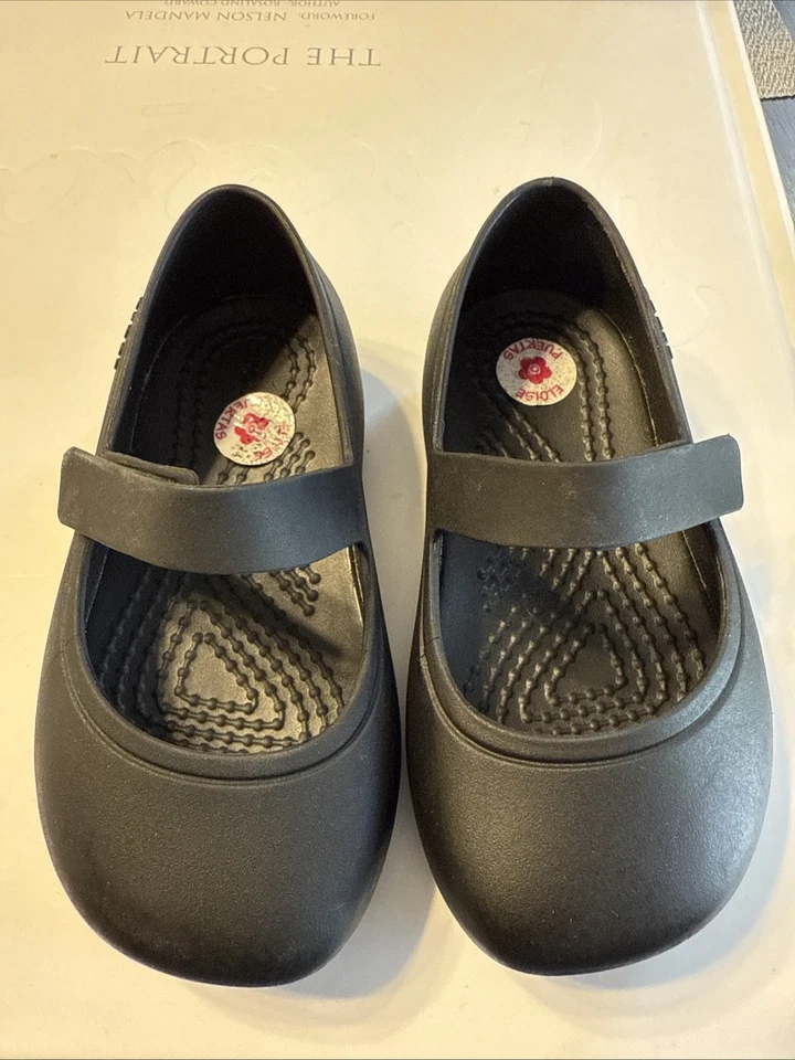 Crocs Niña Pequeña Talla 6 Brooklyn Ballet Mary Jane Pisos Negro Gancho y Lazo Foto 2 de 4