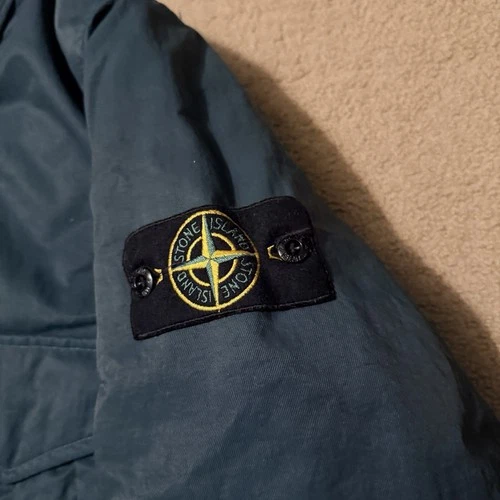 Stone Island Opaque Nylon Twill Down Jacket - Green - Size M image 4