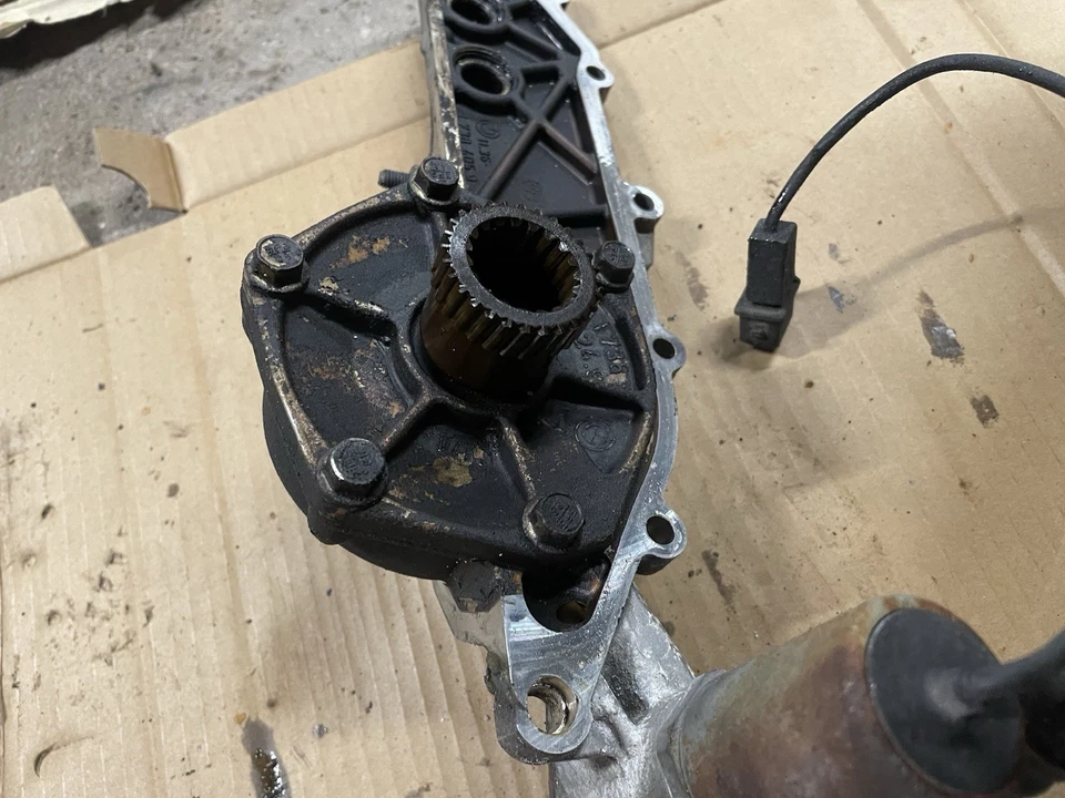 Used 1990-2003 BMW E34 E36 E38 E39 328i M3 528i 728i M50 S50 M52 S52 VANOS Unit - Image 3 of 4