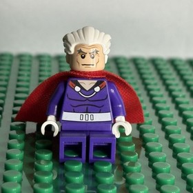 LEGO Marvel X-Men Magneto Minifigure SH0119 76022 Dark Purple