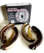 Drum Brake Shoes Rear Professional Grade Asbestos Free 4INWOOD AXS712 (USA Made)