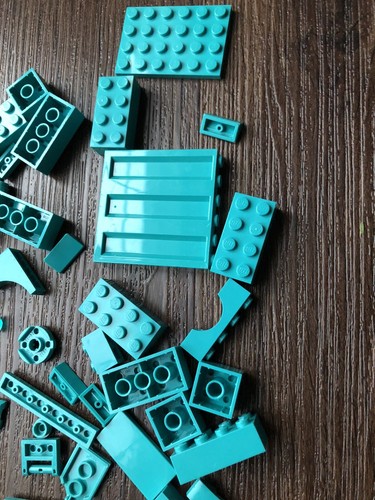 🧱LEGO City By Color Turquoise Bulk Sorted – Bricks, Plates Slopes, Unique - Picture 5 of 6