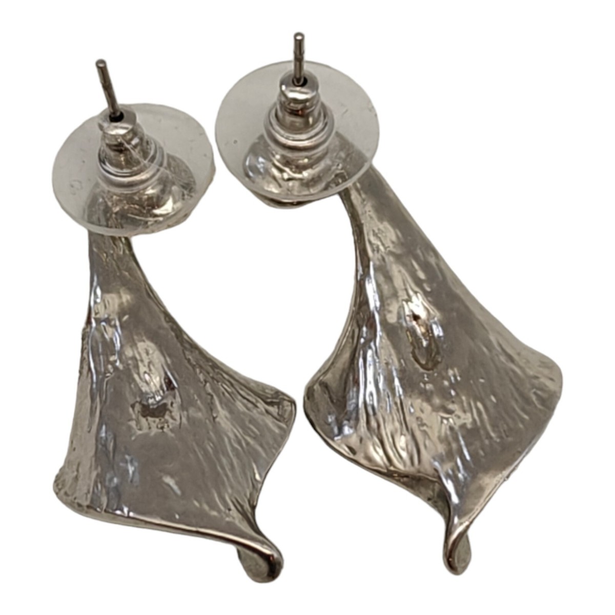 Cala Lily Earrings Green Silvertone View 3
