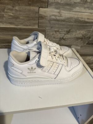 Adidas Originals - Forum Low J - White - US Kid s 4.5