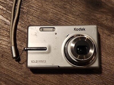 Kodak EasyShare M1073 IS 10.2MP Compact Digital Camera, Battery