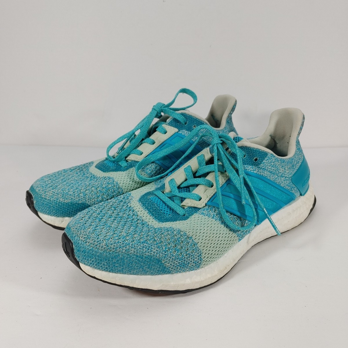 Women's ADIDAS Ultra Boost ST Blue Teal Mesh Trail Running Sneakers Size