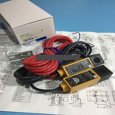 New OMRON Correlation Photoelectric Sensors E3S-5E41 FREE SHIPPING