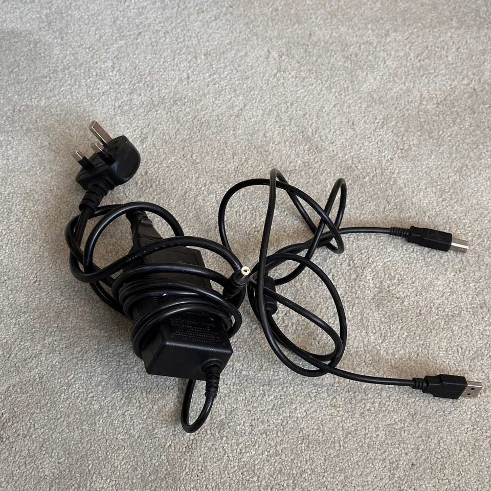 MUNBYN 4'' x 6'' Direct Thermal Label Printer ITPP941 - With Unused Cables - Image 2 of 4