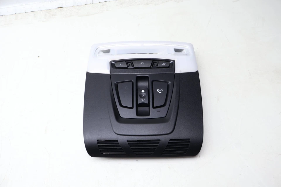 15-16 BMW 435I XDRIVE GRAN CUPÉ - Luz de lectura cúpula delantera / Interruptor de techo solar Foto 2 de 4