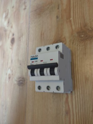 NIGLON C50 MCB10C3-50 TYP C, NEU, 3 PHASEN, SCHNELLER VERSAND