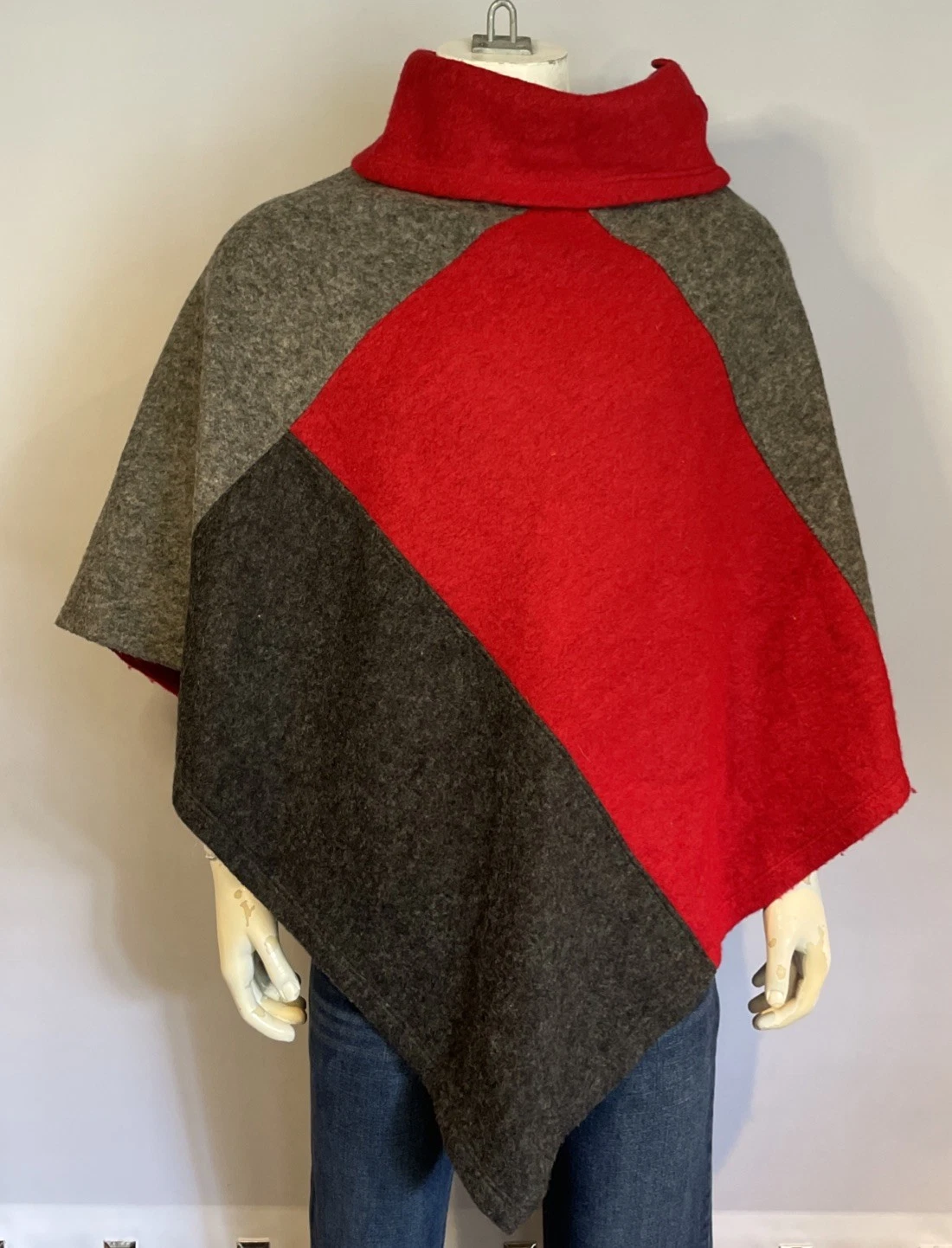 Sheep by the Sea Ireland Shawl Jacket Poncho One Size Womens Cowl Neck Wool Knit