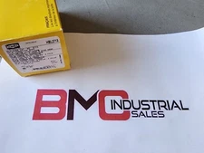 HBL2713 Hubbell Twist Lock Connector Body 30A 3 Pole 4 Wire 125/250 Volt