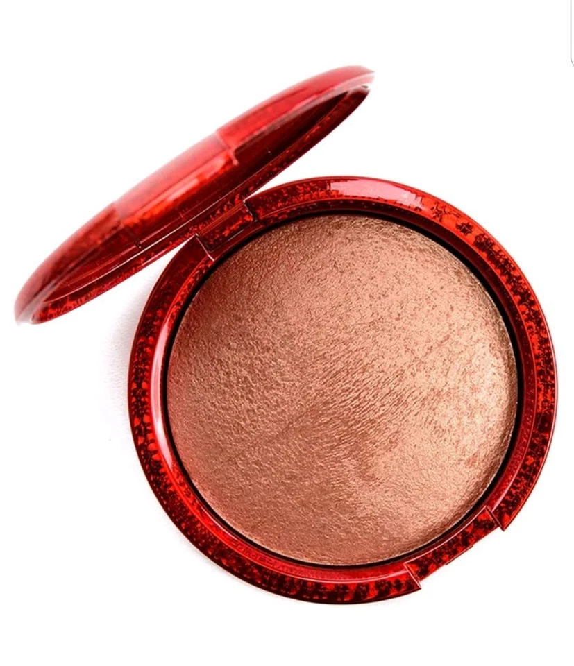 MAC Patrick Starrr Mineralize Skinfinish Highlighter AUTHENTIC BABY IT'S GOLD - Image 4 of 4