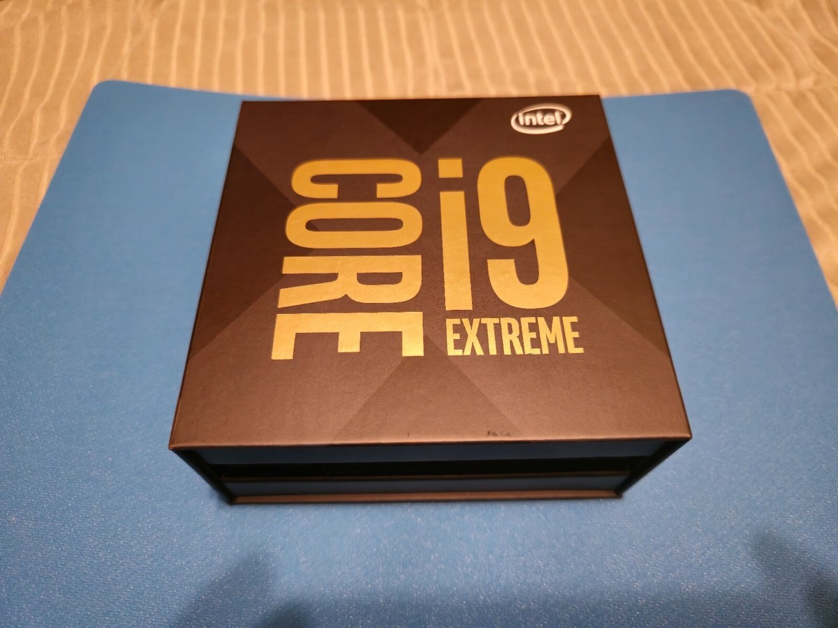 Intel Core i9-10980XE Extreme Edition Processor, 3 GHz, 18 Intel Core i9-10980XE Extreme Edition Processor, 3 GHz, 18