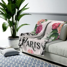 Velveteen Plush Blanket Paris