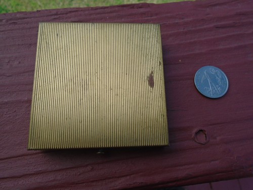 Vintage Lin-Bren Fifth Avenue Compact - Picture 2 of 5