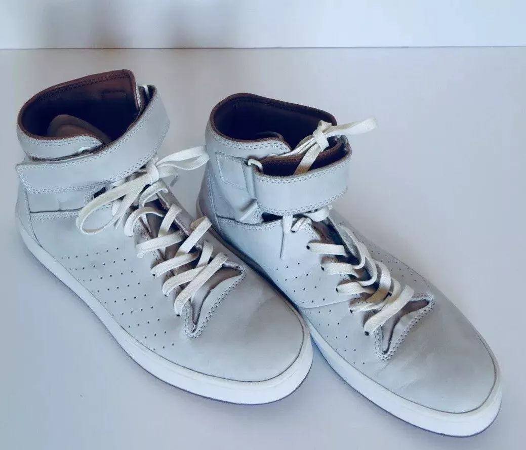Lacoste light cheap sneakers
