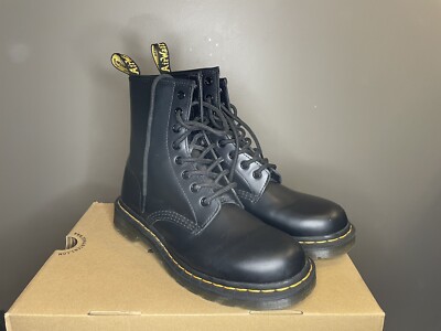 Dr. Martens Air Wair 1460 Smooth Black Leather Boots Size US 9 women11822006