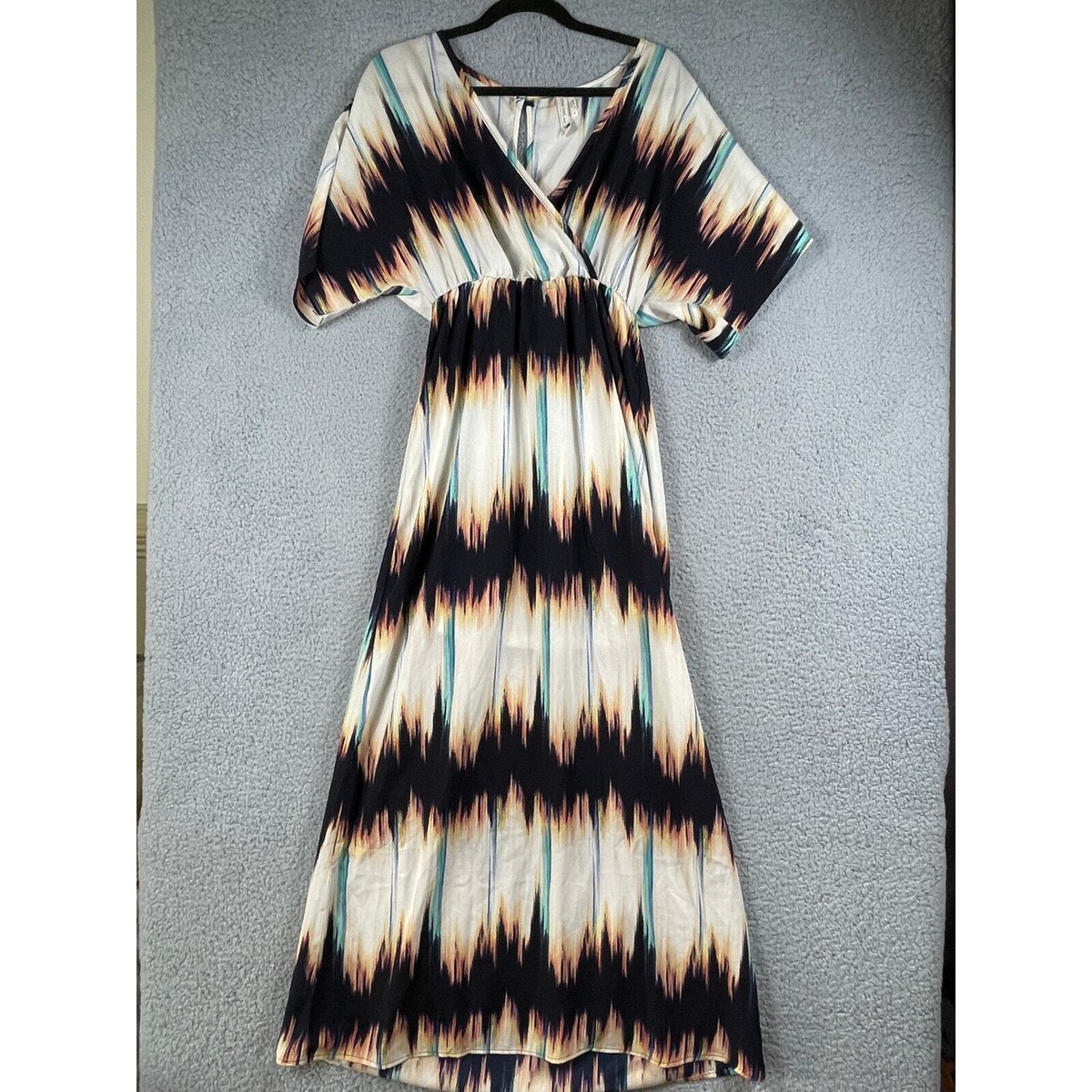 pink owl apparel dress Pink Owl Apparel Pink Dress Size Medium New without Tags Bell Sleeves