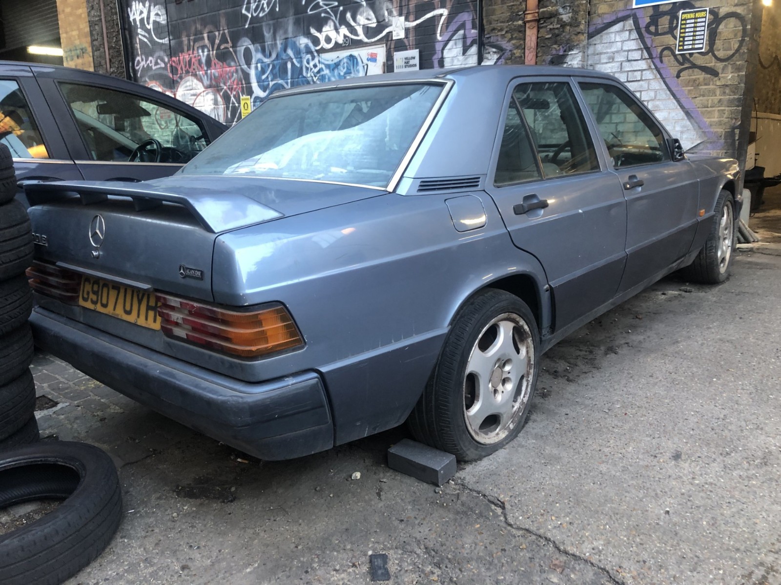 1989 Mercedes 190E 2.0-to M111 2.3 Project Spare or Repair