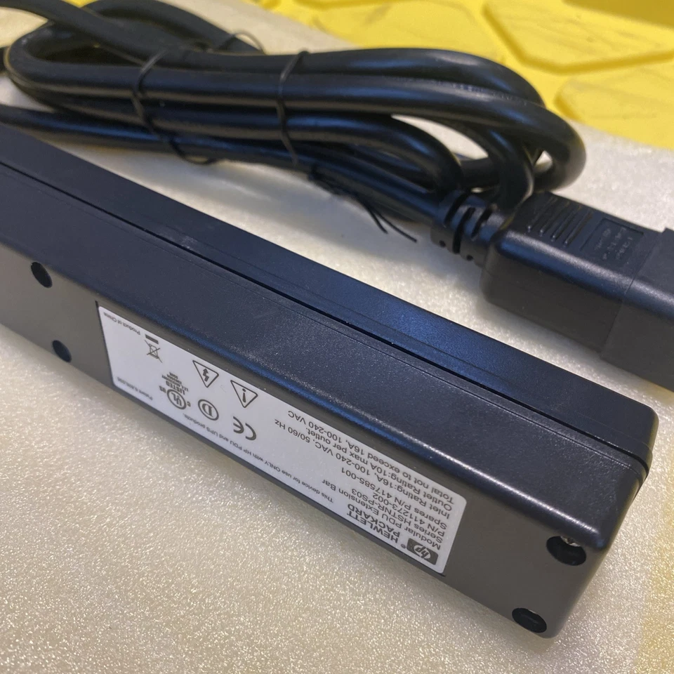 HP Modular PDU Extension Bar 411273-002 HSTNR-PS03 16A 100-240VAC 50/60Hz! New! - Image 2 of 4