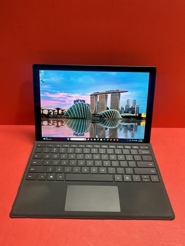 Microsoft Surface Pro 6 13”  1796 Tablet 8th i5‑1.7GHz 8GB 256GB  Windows 11pro