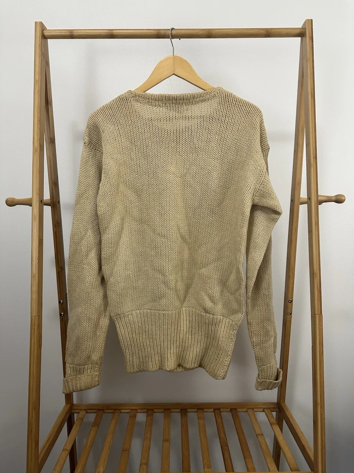 Suéter de malha pesado vintage anos 40 Rugby Knitting Mills W Varsity lã 20x28 - Imagem 2 de 4