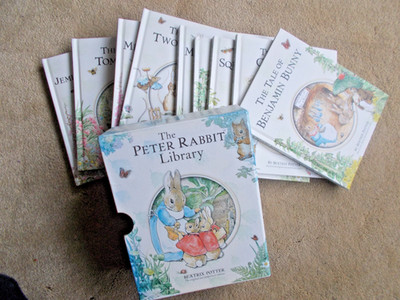 BEATRIX POTTER THE PETER RABBIT LIBRARY BOX SET OF 10 BOOKS VERY GOOD CONDITION