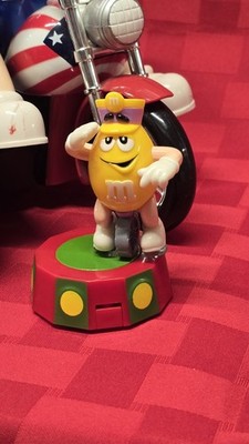 M&M's バイクフィギュア サイドカー付き M&M's Collectible Figures Blue Motorcycle w/ Sidecar & Yellow