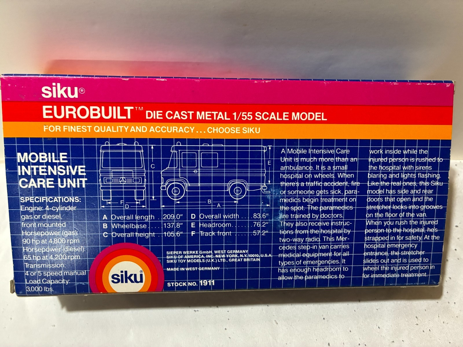 SiKU 1911 Red Mobile Intensive Care Unit