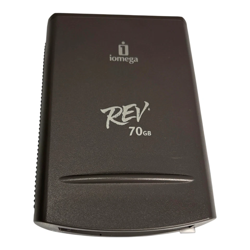 Iomega REV 70GB External Drive Bundle w/ 6 Cartridges & Power Adapter – Tested - Image 3 of 4