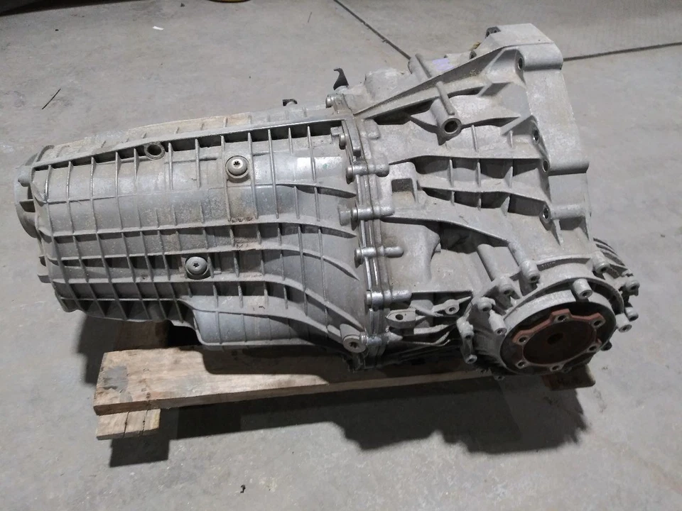 2017 audi a4 OEM auto transmission assembly 2.0L fwd 75k miles  - Image 4 of 4
