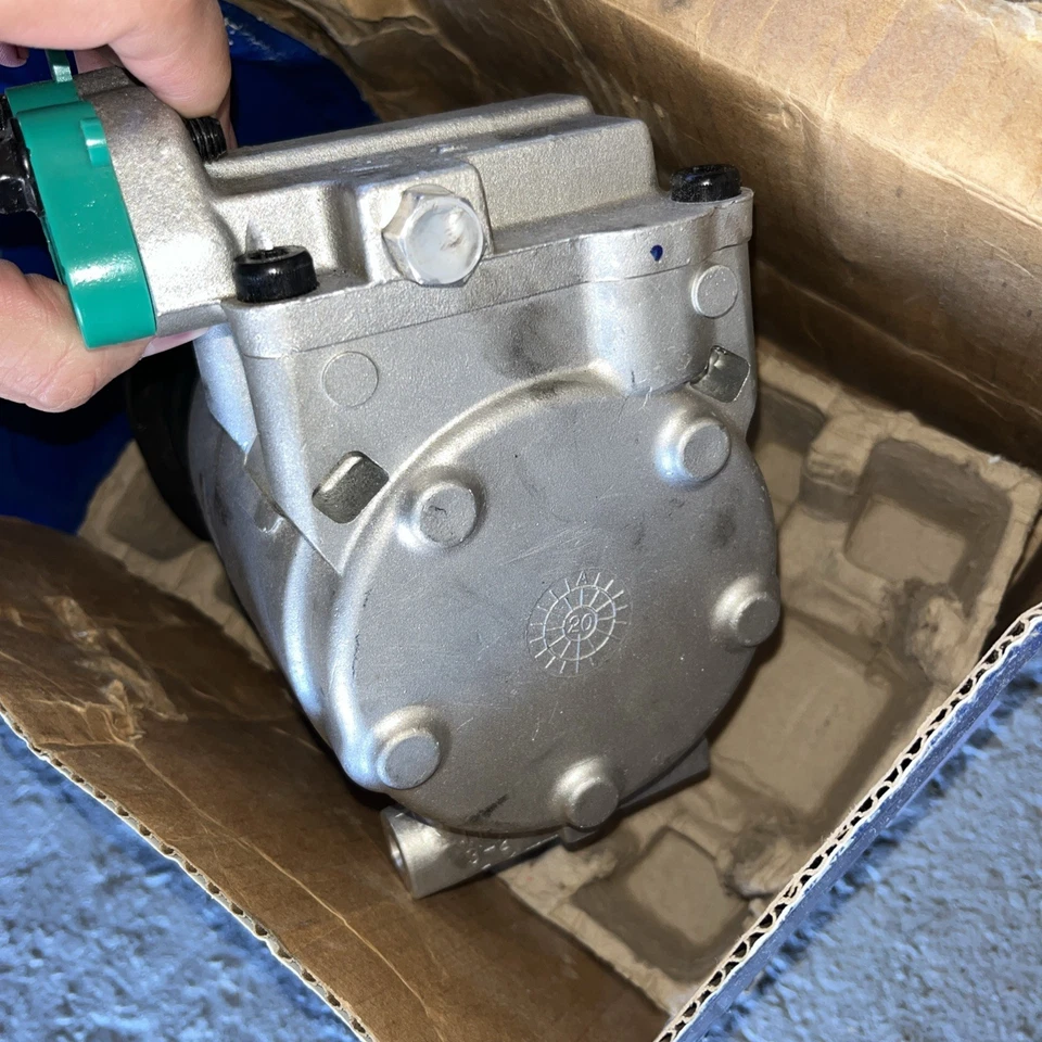 Compresor DENSO 471-6004 con embrague para 03-08 Hyundai Tiburon Foto 4 de 4