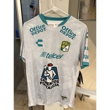 Club León Charly Away Men’s Medium White LigaMX Soccer Fútbol Jersey NWT