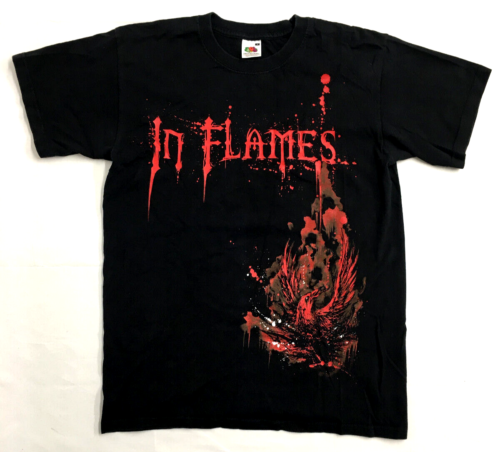 Camiseta Negra Pequeña In Flames Estampado Gráfico Logo Banda de Metal Estampado Gráfico - Imagen 1 de 4